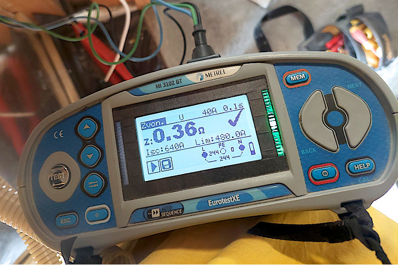 Érintésvédelmi műszer